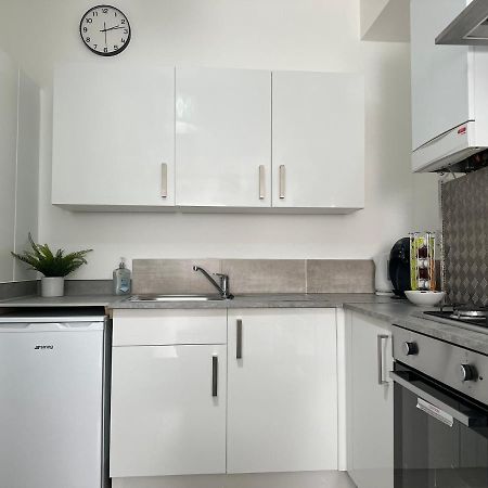 High Barnet Studio Flat Exterior photo