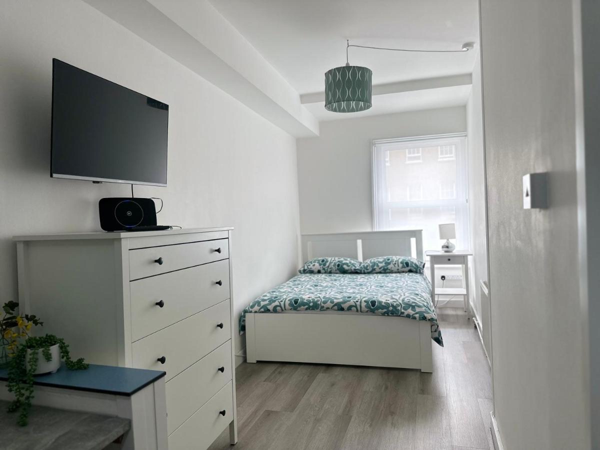 High Barnet Studio Flat Exterior photo